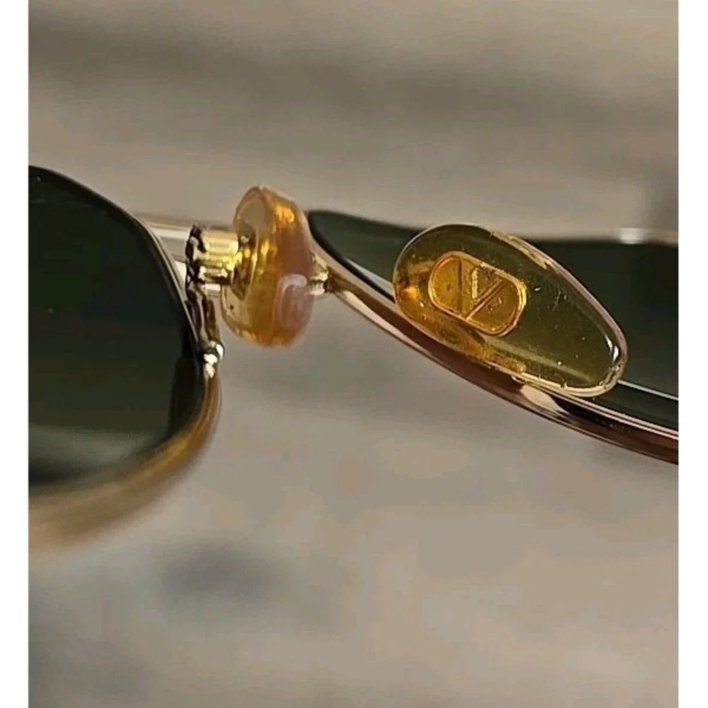 Valentino V632 Sunglasses 962 140 Gold Tone 58-14mm Vintage‎ Made Italy W/ Case
